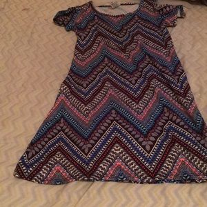 I’m selling a designed dress